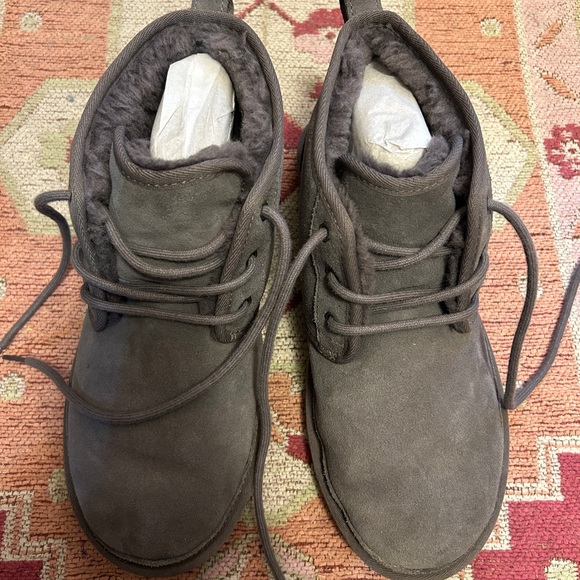 Gray UGGS size 10 - Picture 3 of 3